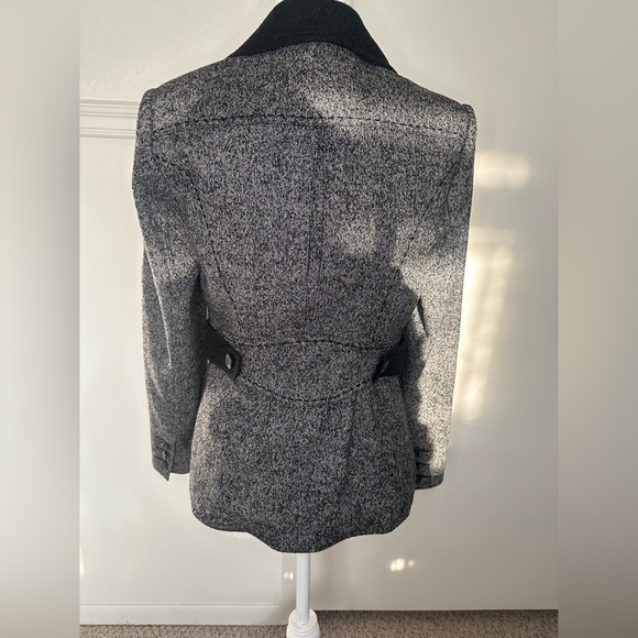 CAbi Gray Tailored Blazer size 6 - Picture 5 of 10